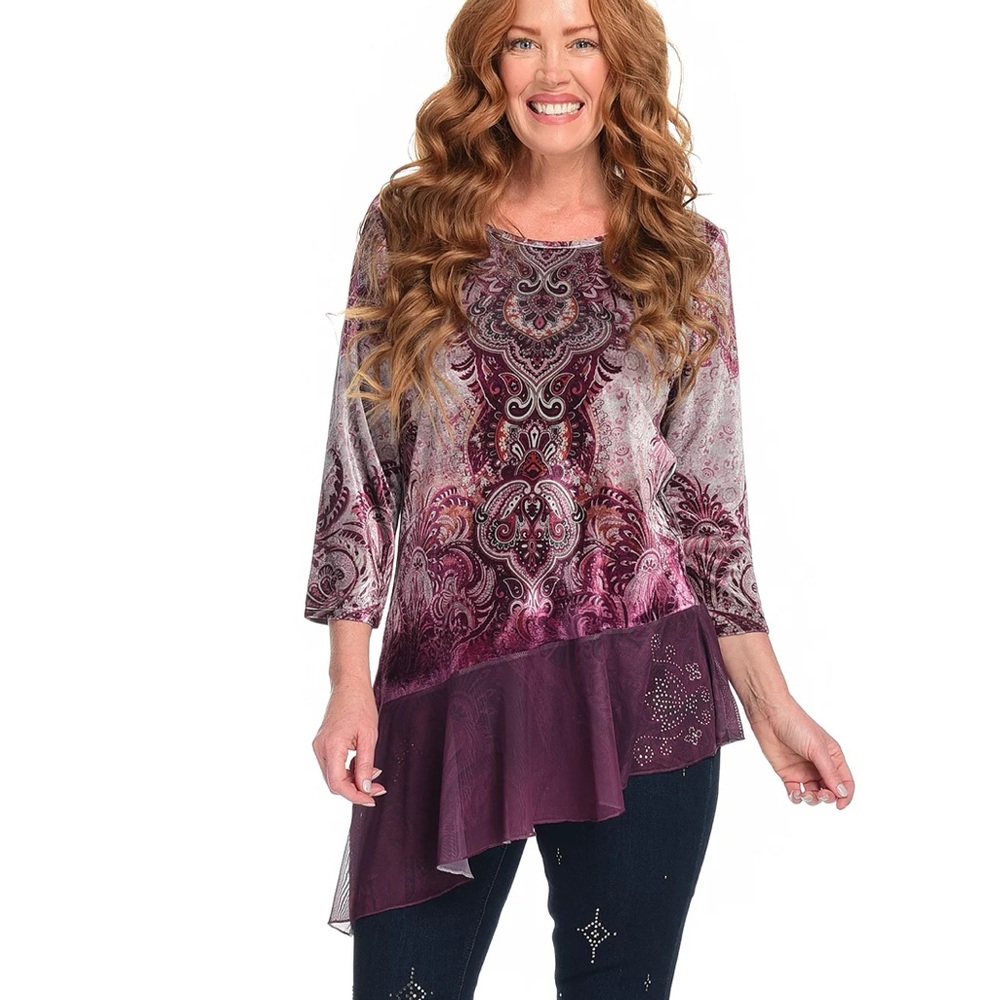 Women’s One World Purple 3/4 Sleeve Scoop Neck Asymmetrical Hem Top.